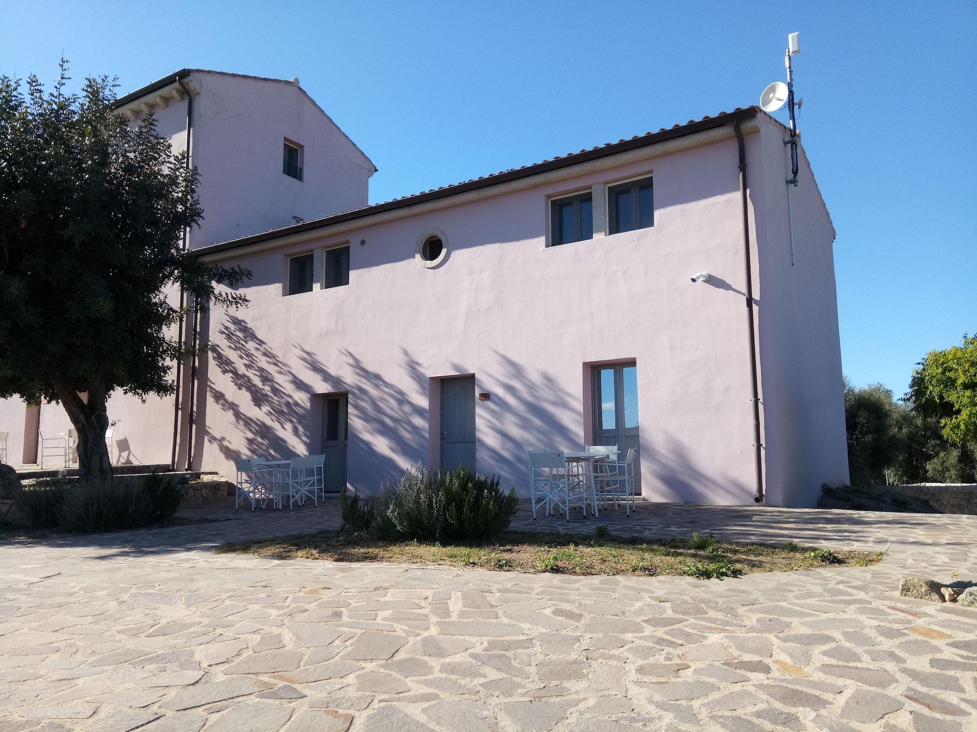 Liscia Country Relais Guest House Sant'Antonio di Gallura Exterior photo